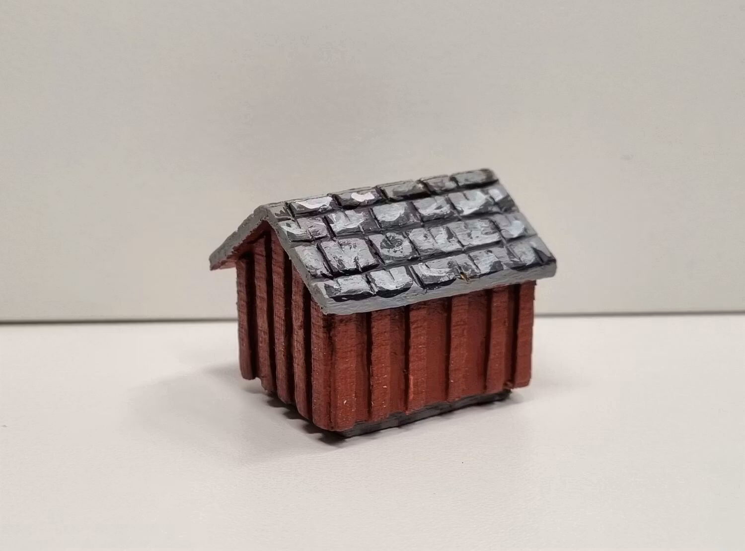 Miniatyrhus, minihus i trä (hus nr 118)