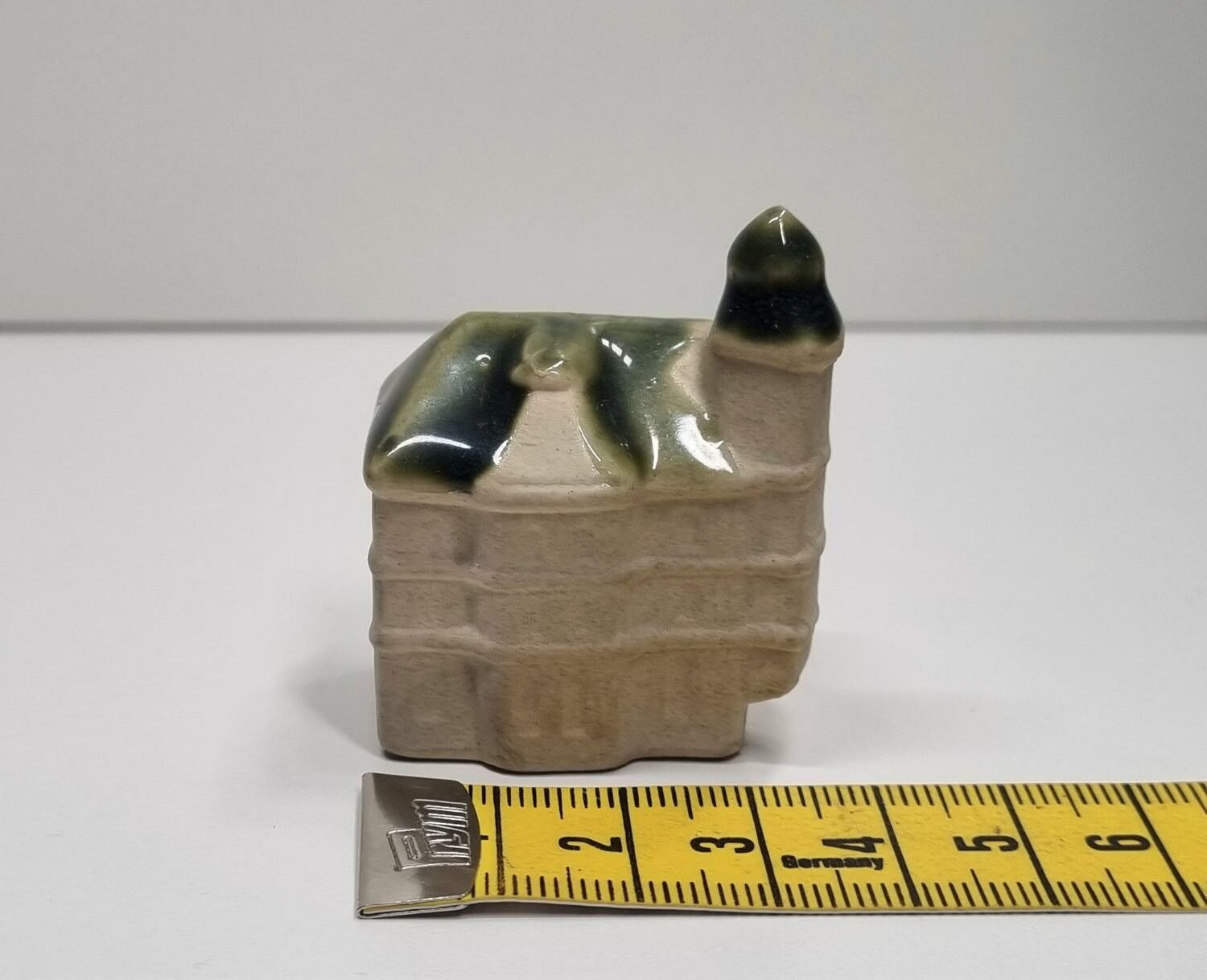 Miniatyrhus, minihus (hus nr 137)