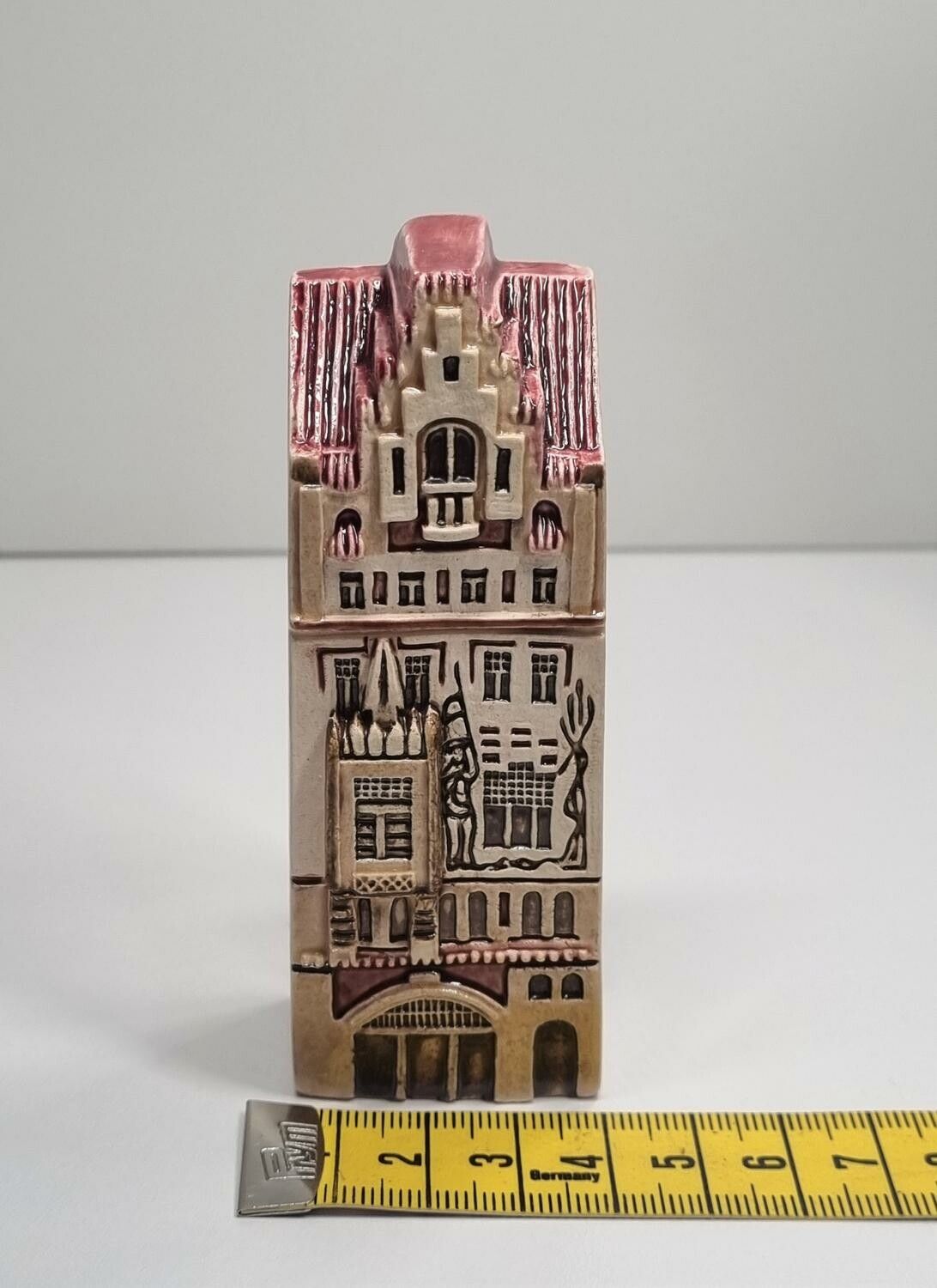 Miniatyrhus, minihus - Prag Hus (hus nr 12)