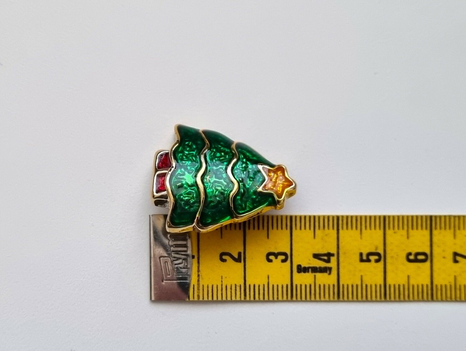 Pin, Julgran