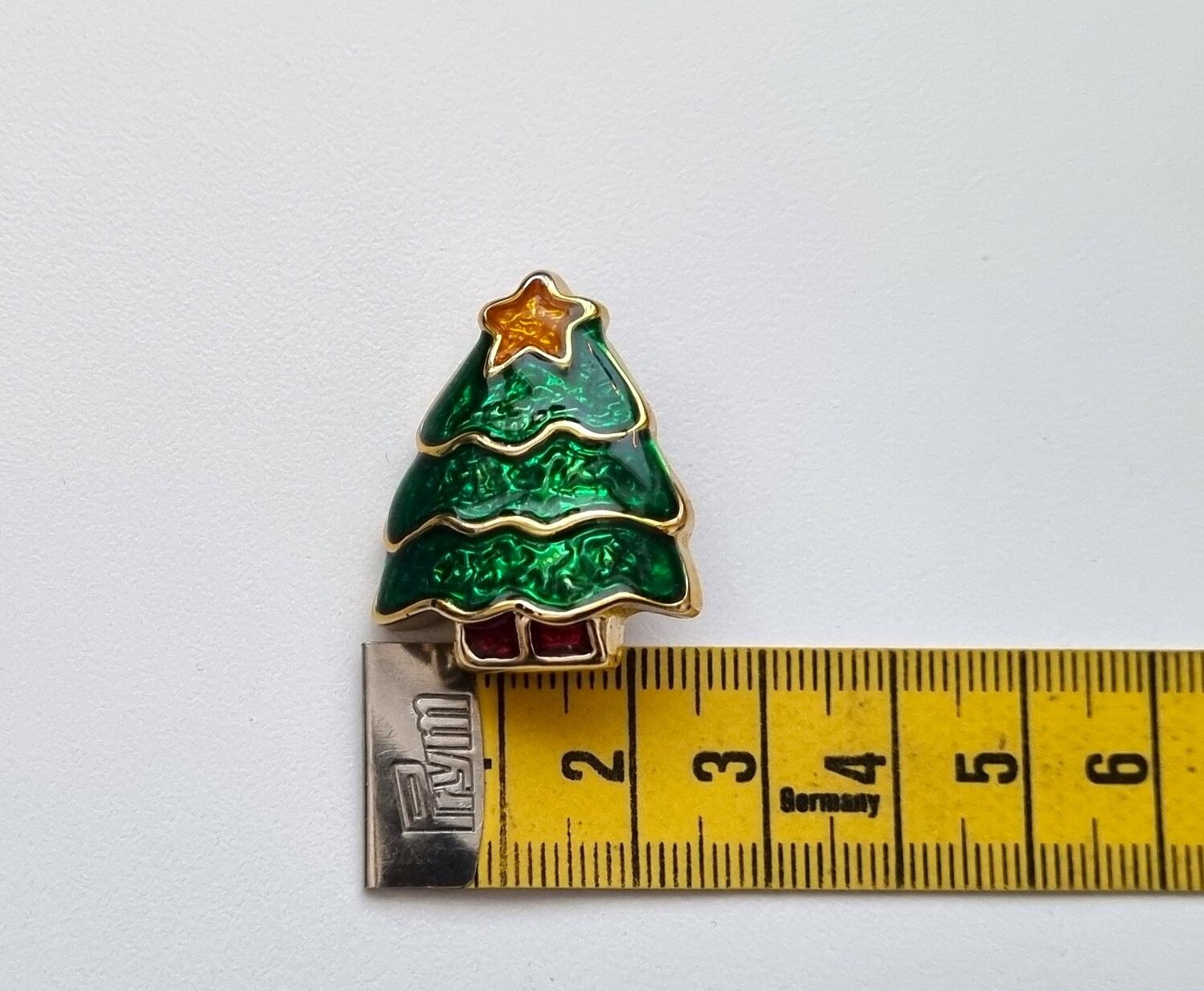 Pin, Julgran