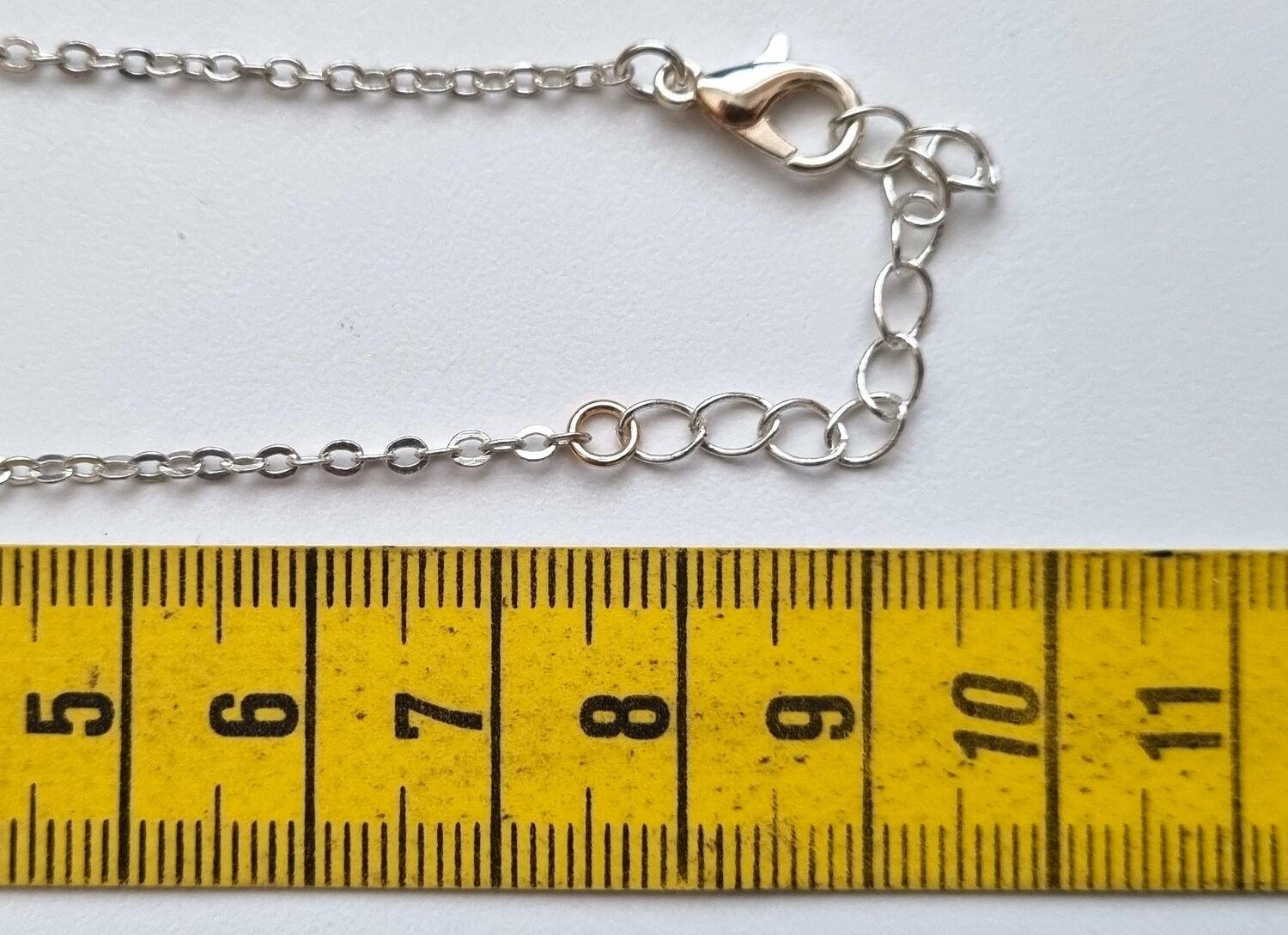 Simpelt litet armband