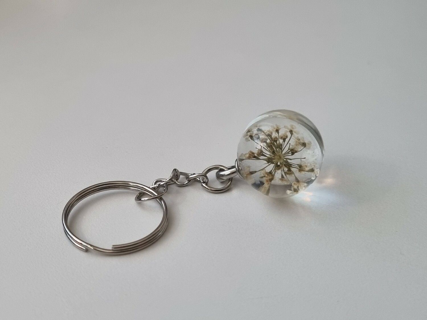 Nyckelring Glasboll Glaskula (Vitt och gult)