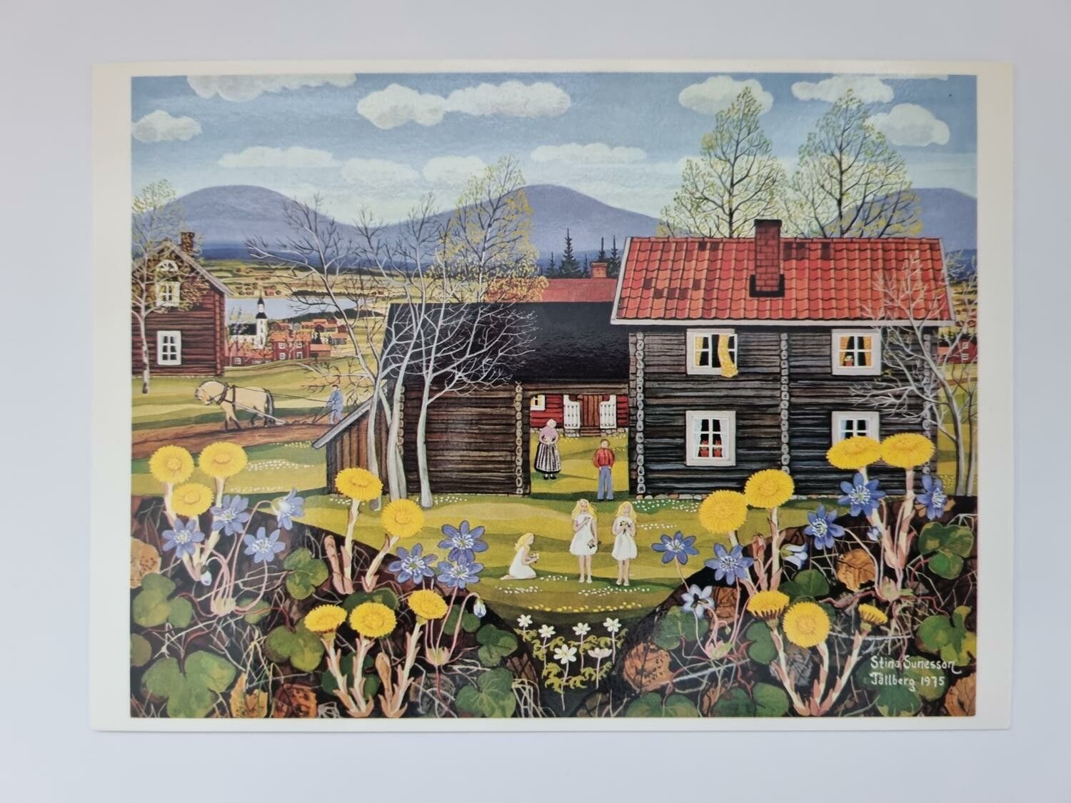 Vykort - Stina Sunesson, Vår i byn