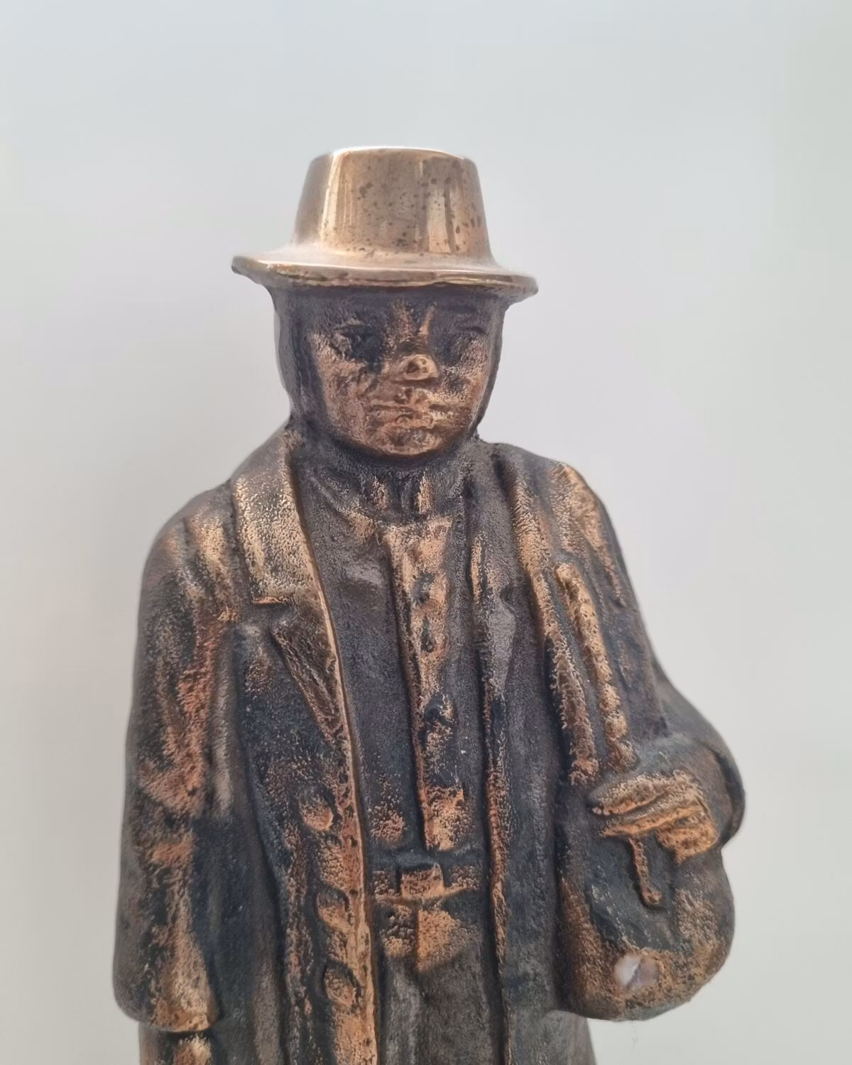 Nils Castegren, Skulptur i brons (2287 gram)