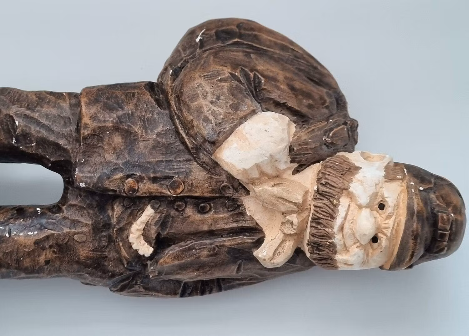 Stor figur / skulptur - Gubbe, Ero (974 gram)