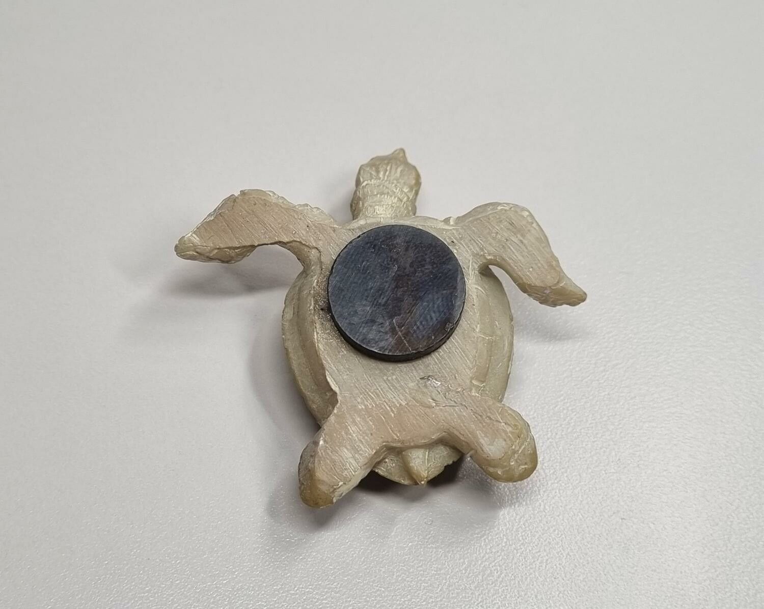 Kylskåpsmagnet Sköldpadda i porslin