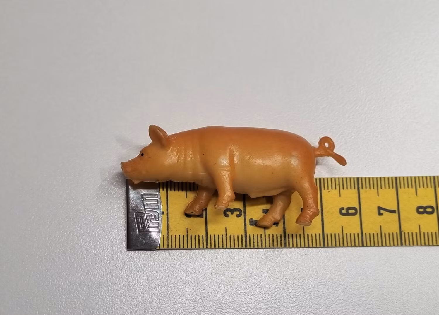 Gris, Leksaksdjur, figur