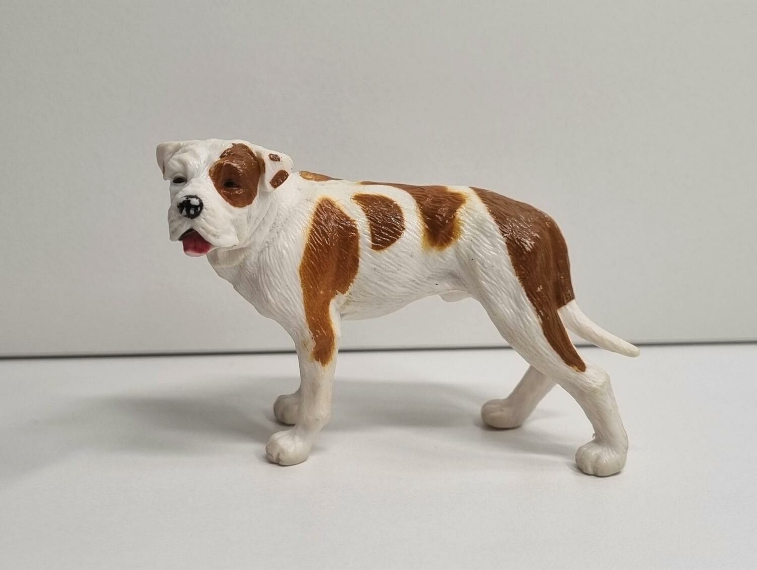 Hund (American bulldog) Leksaksdjur, figur