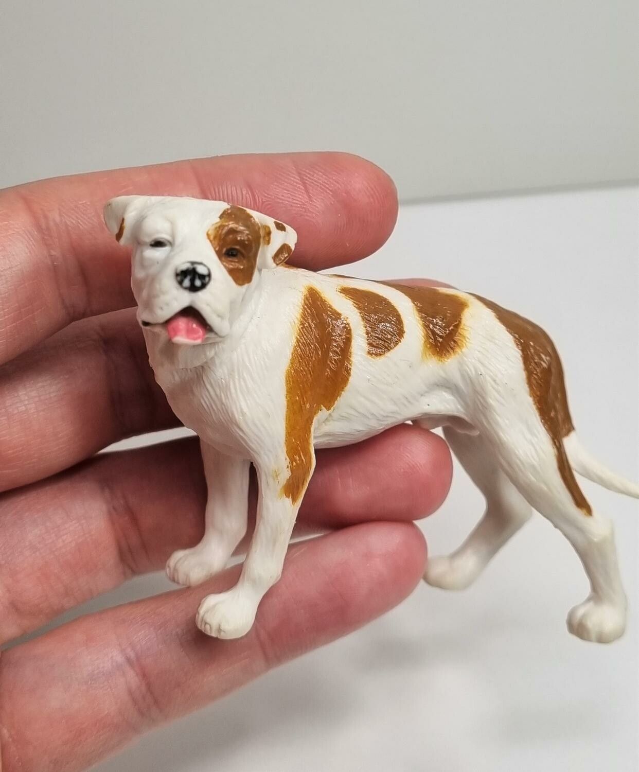 Hund (American bulldog) Leksaksdjur, figur