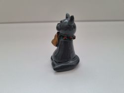 Figurin miniatyr katt med bjällra (24 gram)