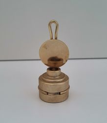 Miniatyr till dockhus, dockskåp / tittskåp med mera
