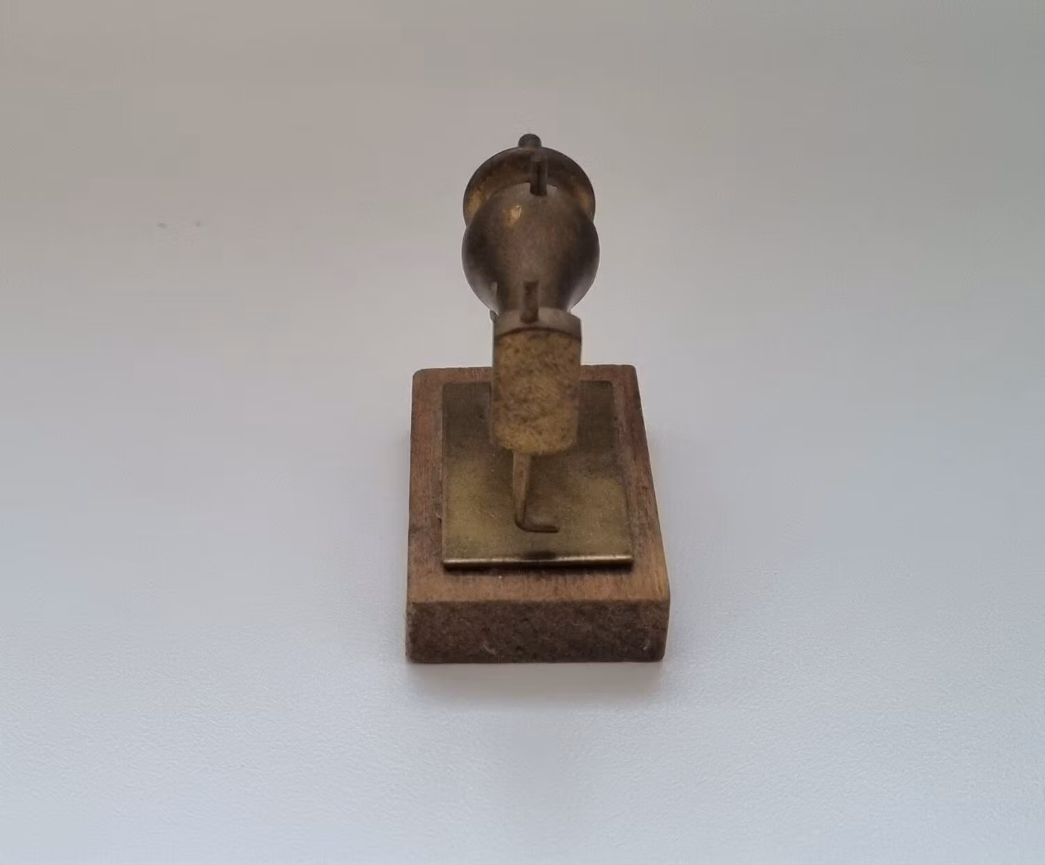 Miniatyr till dockhus, dockskåp / tittskåp med mera