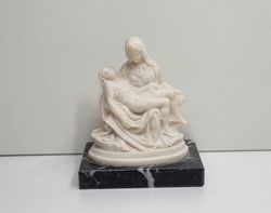 Skulptur, figurin - A Santini