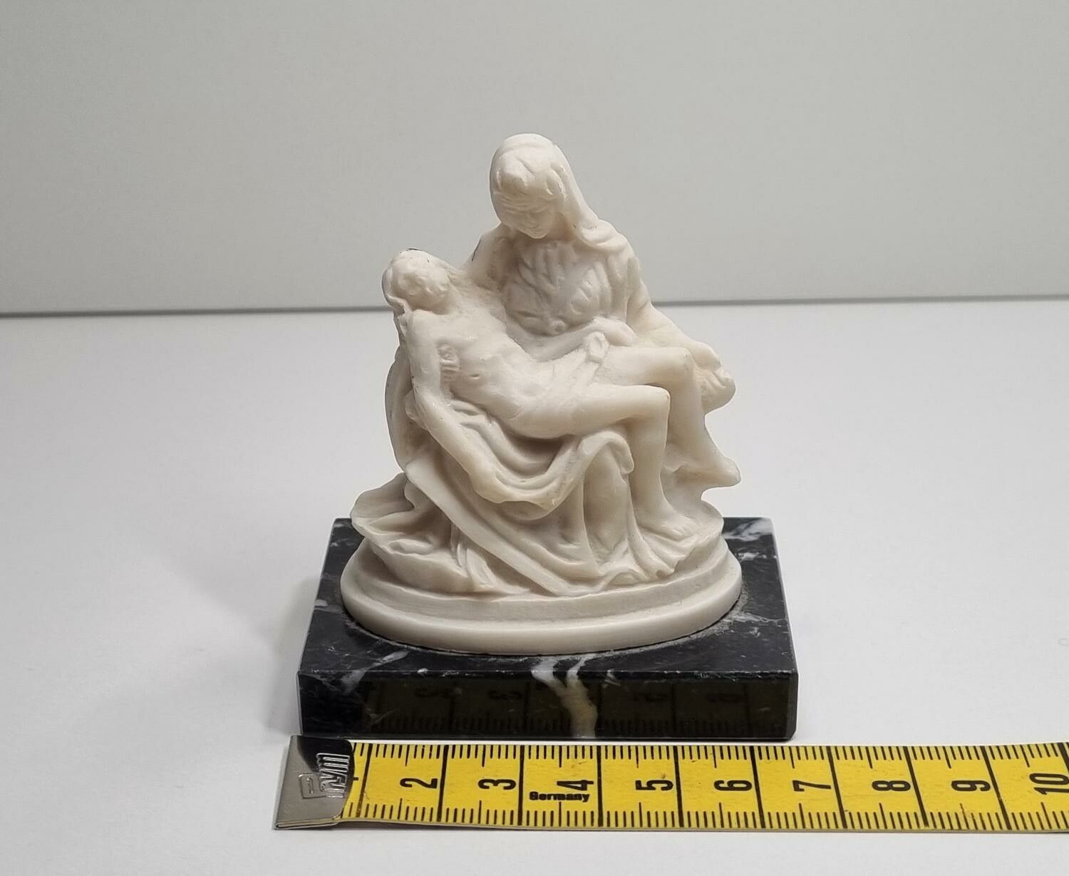 Skulptur, figurin - A Santini