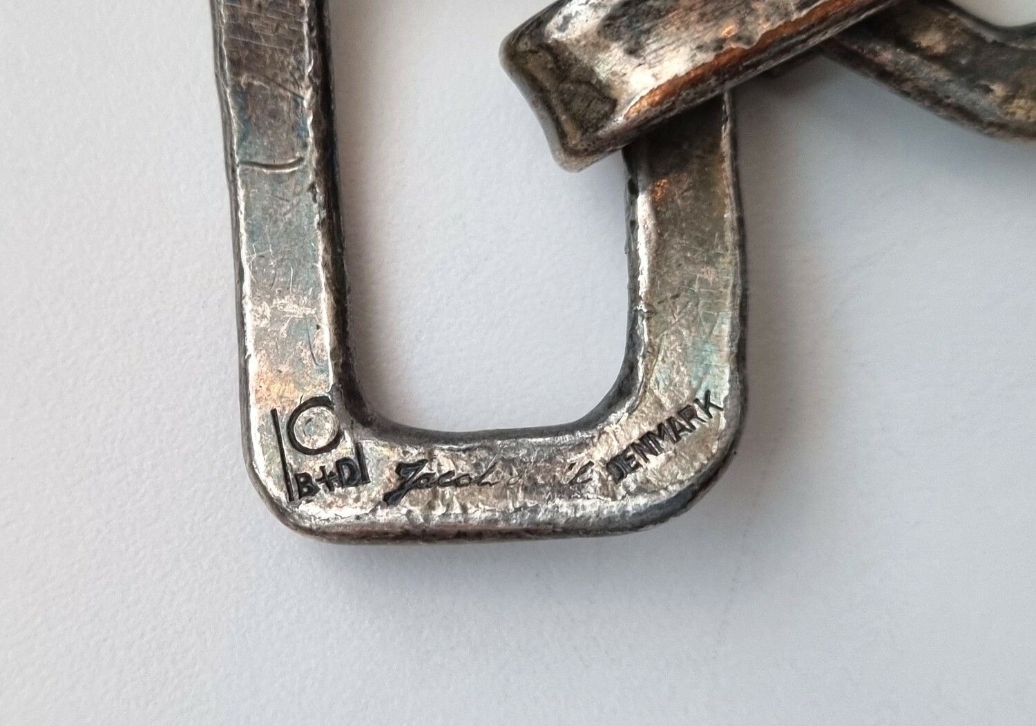 Armband, stora länkar. Stämpelmärkt B+D Jacob Hull Danmark
