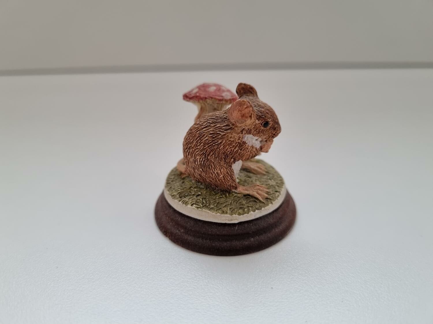 Figurin miniatyr mus, mini mus i keramik