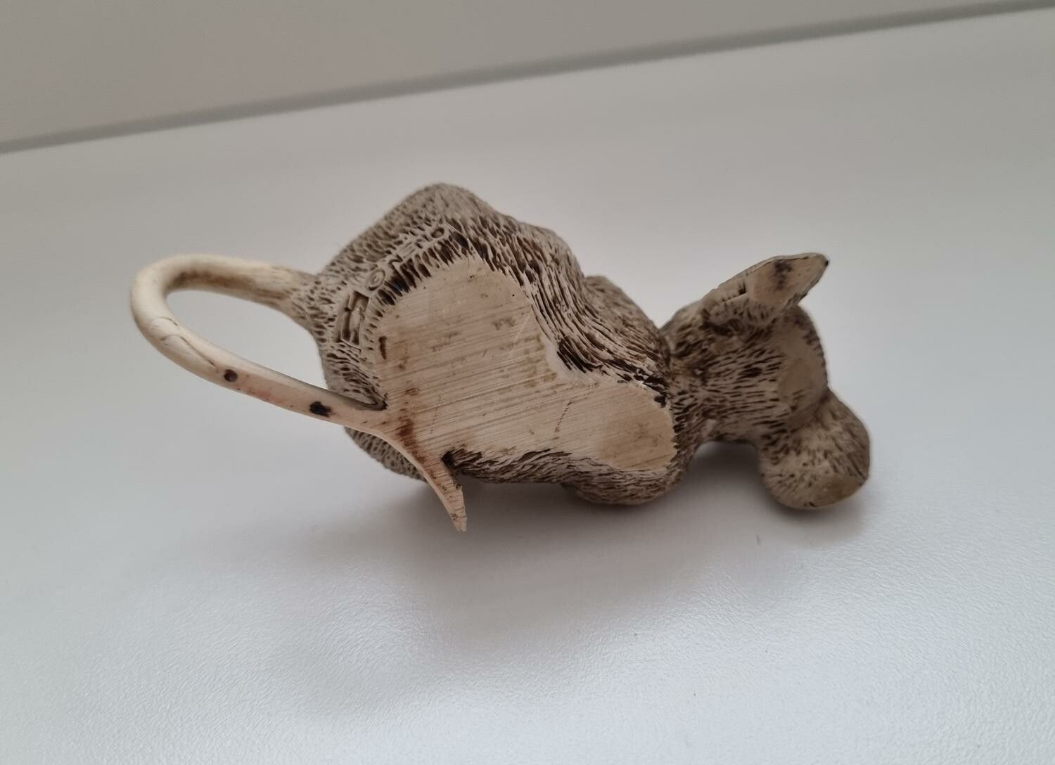 Figurin råtta/mus i keramik