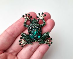 Brosch, Grön groda (svart och grön)