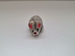 Figurin miniatyr mus, mini mus i keramik (ljusgrå)