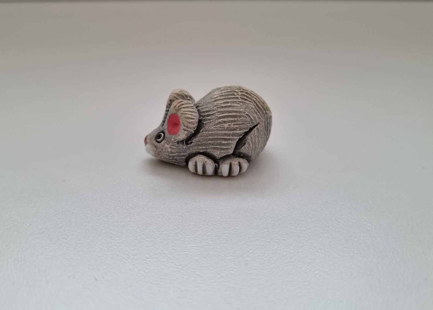 Figurin miniatyr mus, mini mus i keramik (ljusgrå)