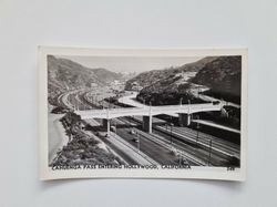 Vykort CAHUENGA PASS ENTERING HOLLYWOOD, CALIFORNIA