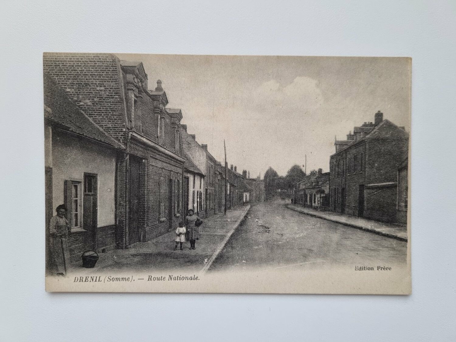 Vykort DRENIL (Somme). Route Nationale