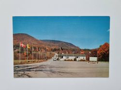 Vykort Entrance to Sky Line Drive and Inn