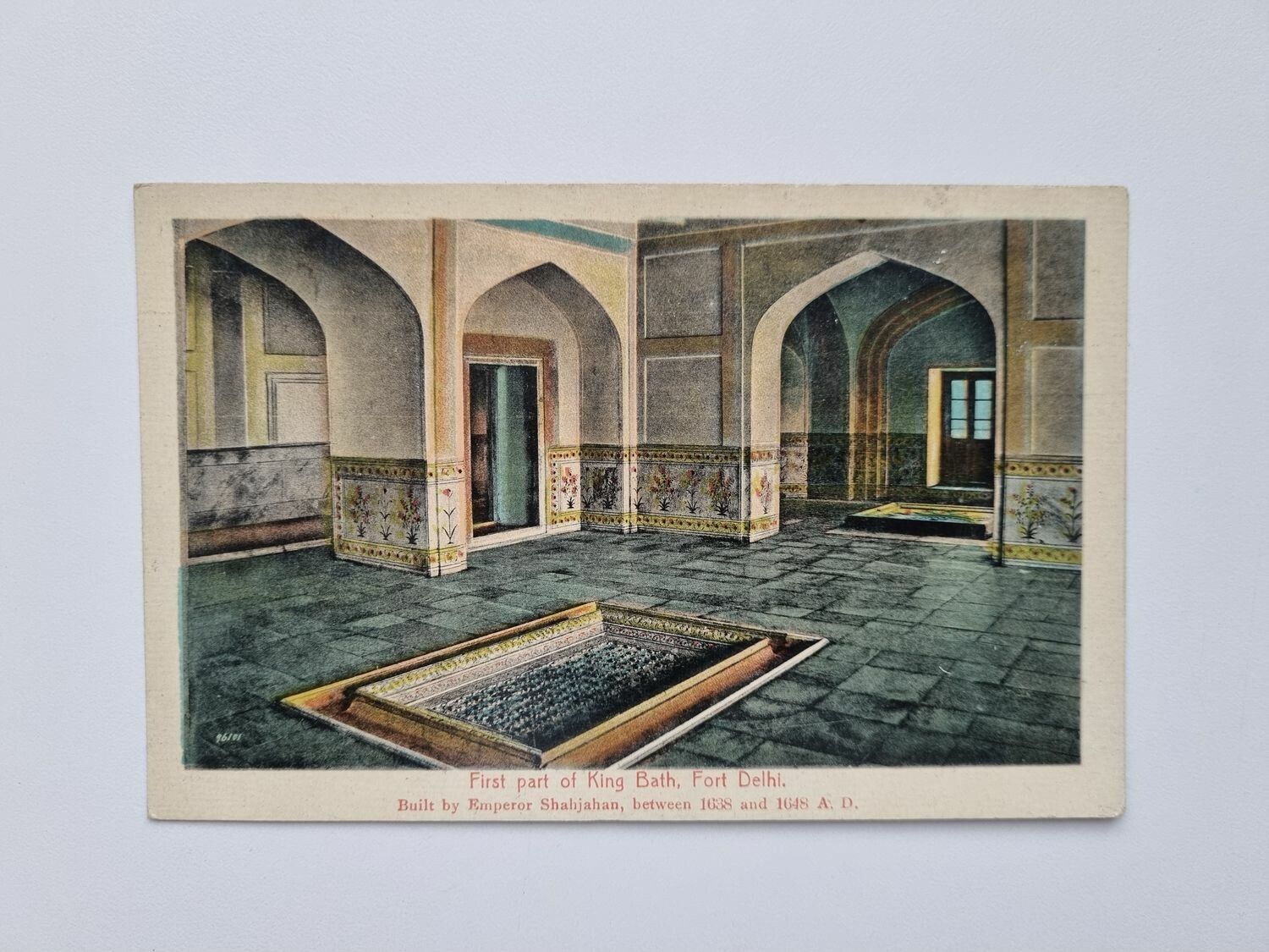 Vykort King Bath. Fort Delhi.