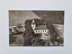 Vykort Flygfoto av Rinna kyrka