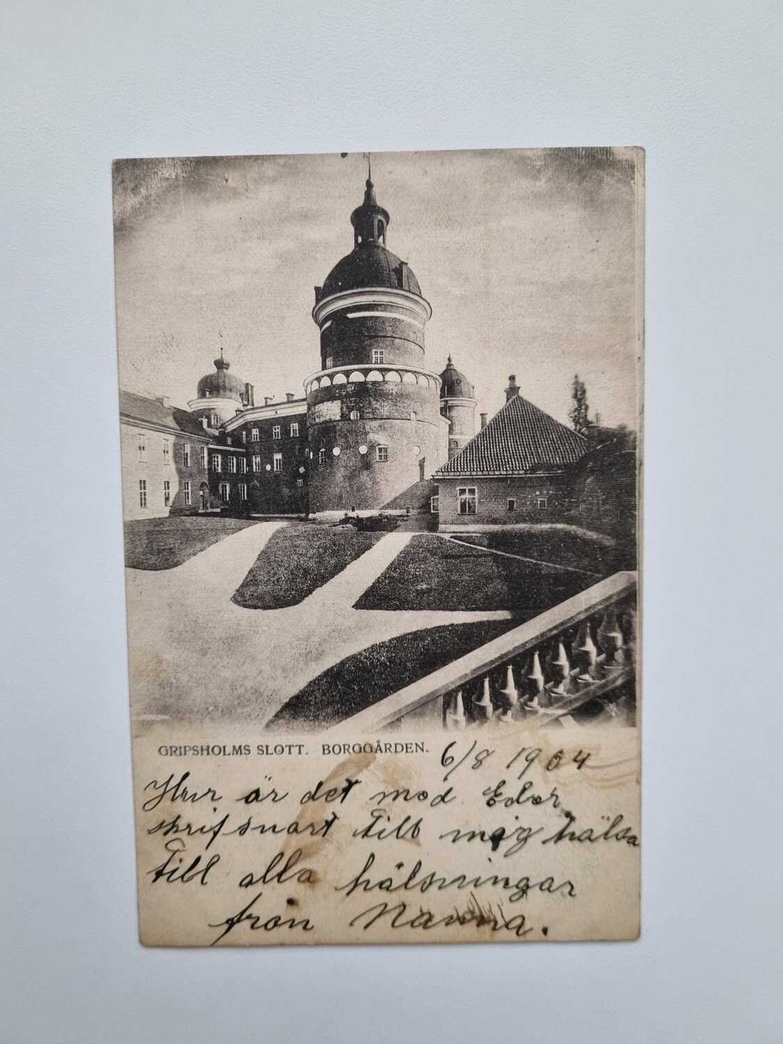 Vykort GRIPSHOLMS SLOTT. BORGGÅRDEN 1904