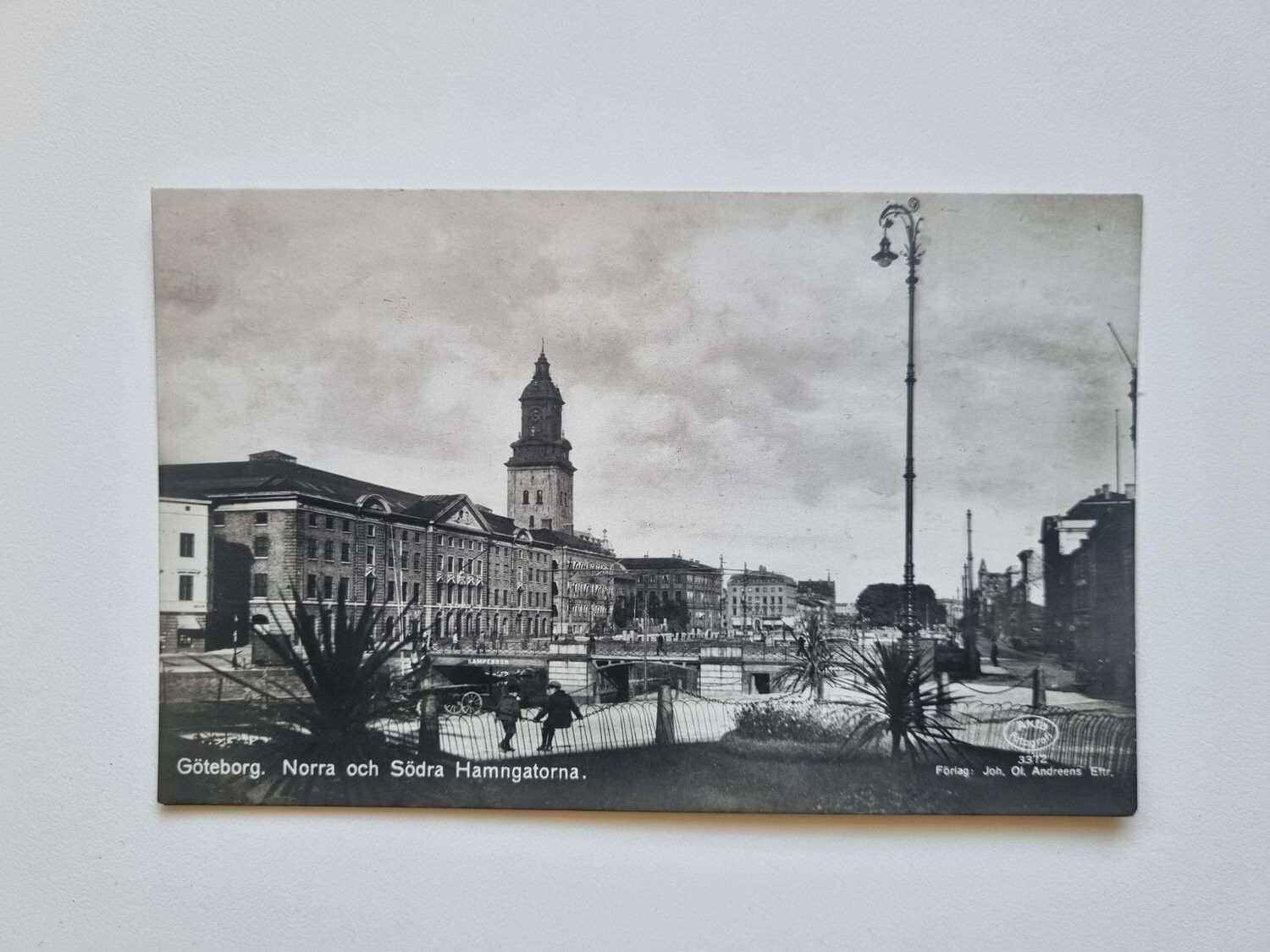 Vykort Göteborg. Norra och Södra Hamngatorna