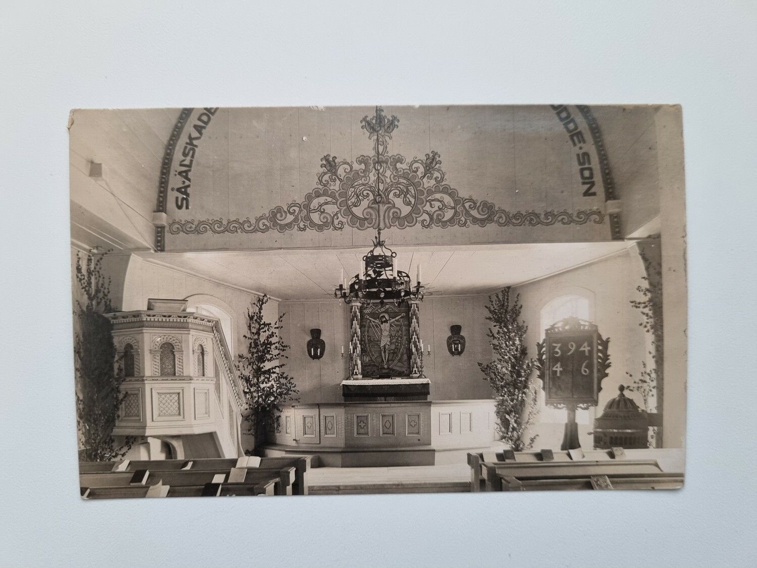 Vykort interiör från kyrka, 1923