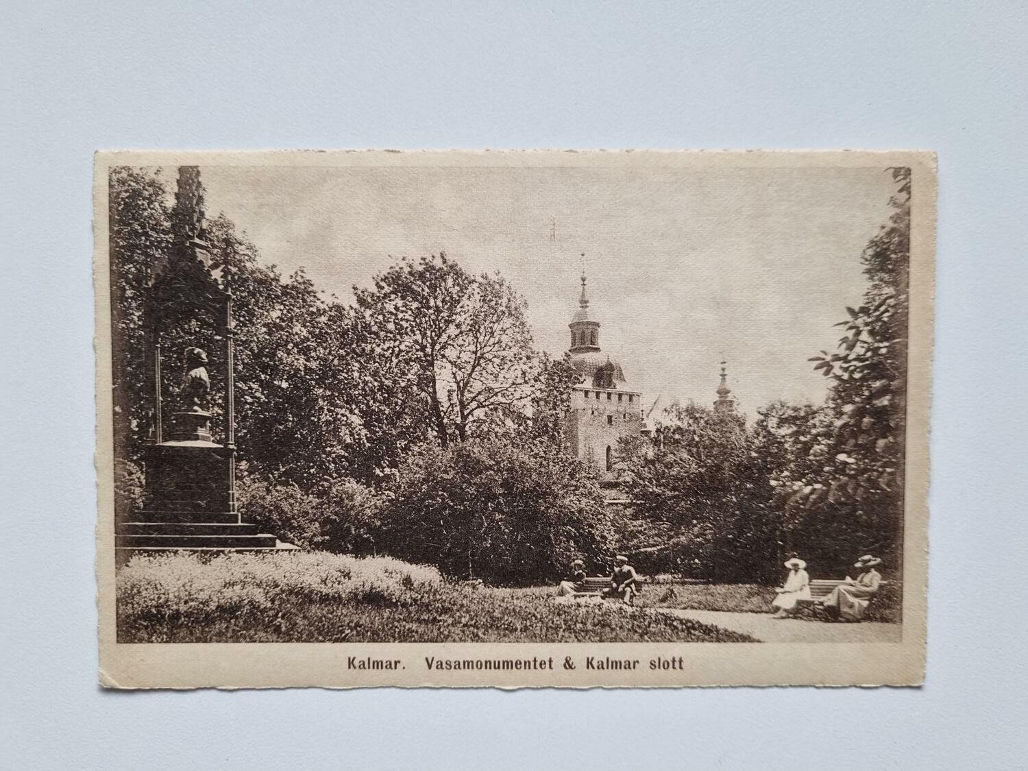Vykort Kalmar Vasamonumentet & Kalmar slott 1928