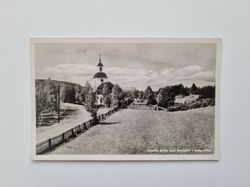 Vykort Linsells kyrka med Sonfjället i bakgrunden