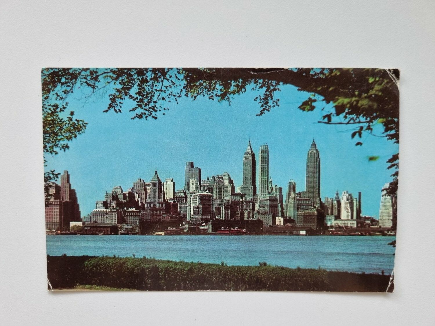 Vykort LOWER MANHATTAN, FROM GOVERNOR'S ISLAND