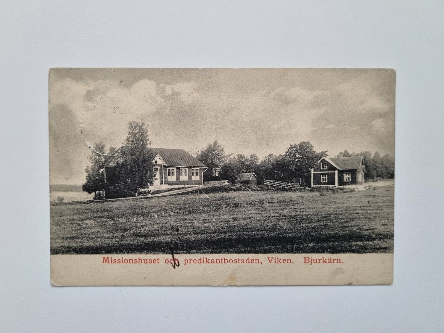Vykort Missionshuset och predikantbostaden, Viken, Bjurkärn. 1912