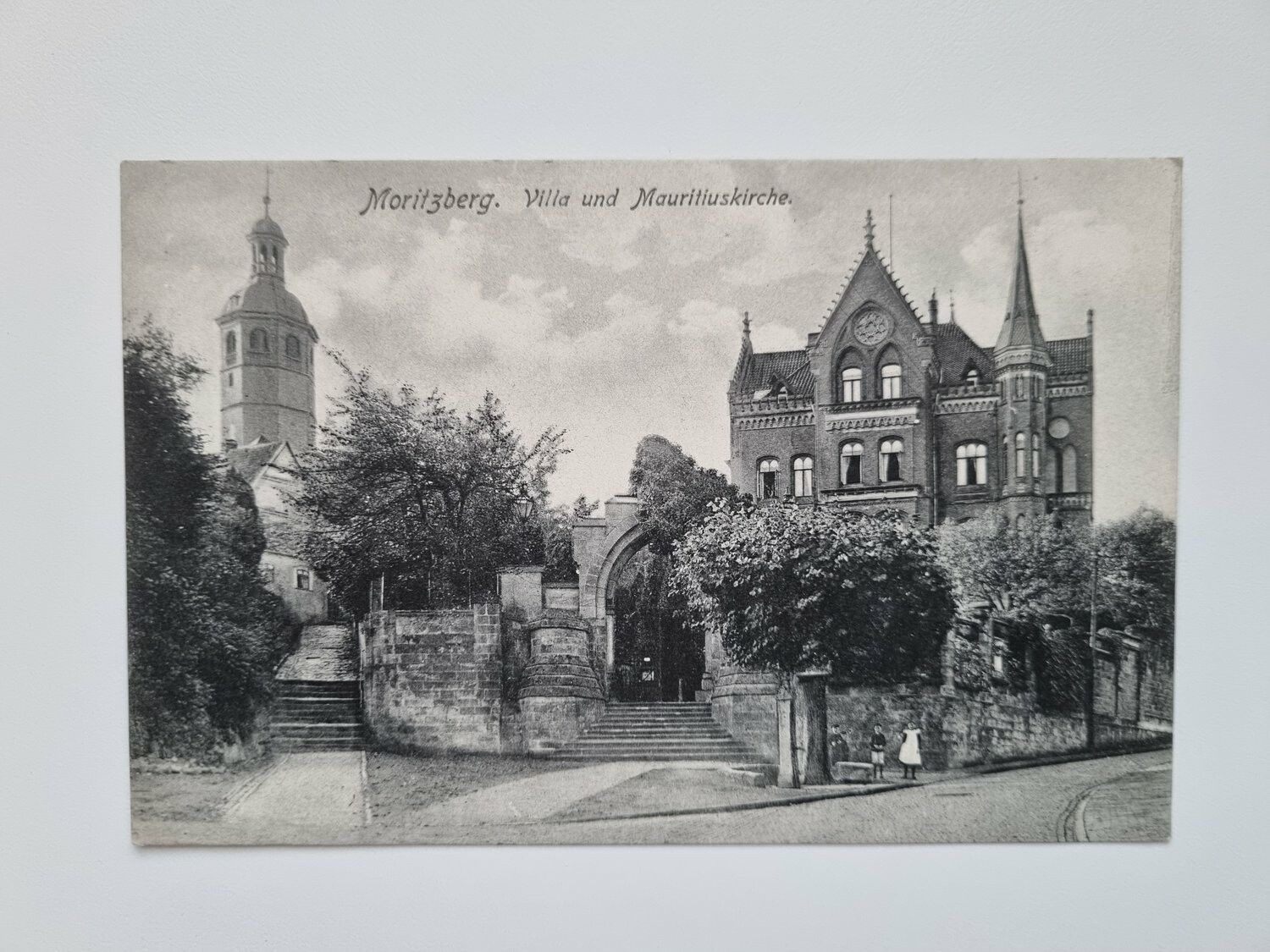 Vykort Moritzberg. Villa und Mauritiuskirche.