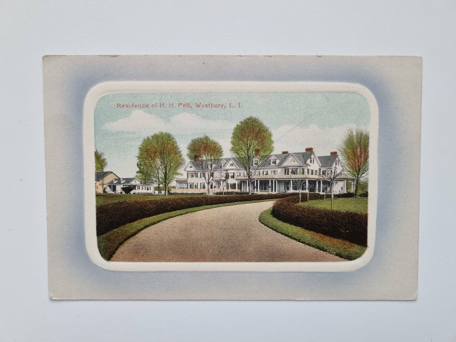 Vykort Residence of H. H. Pell, Westbury,