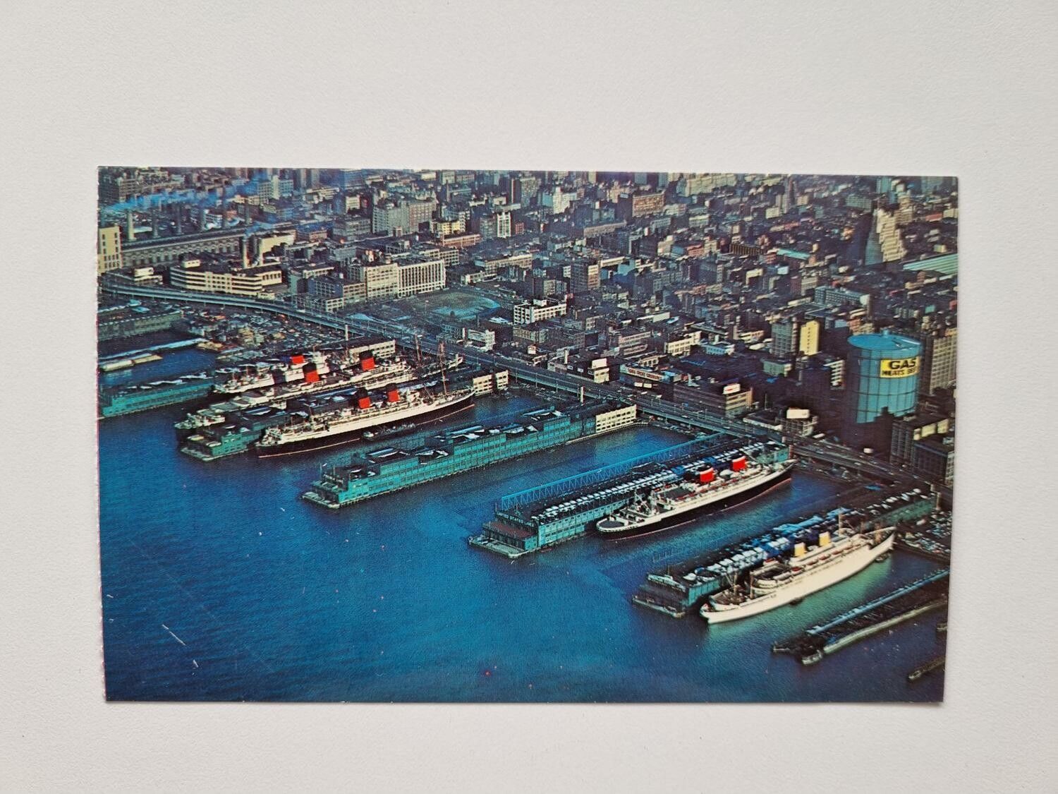 Vykort SHIPS FROM AROUND THE WORLD AT NEW YORK