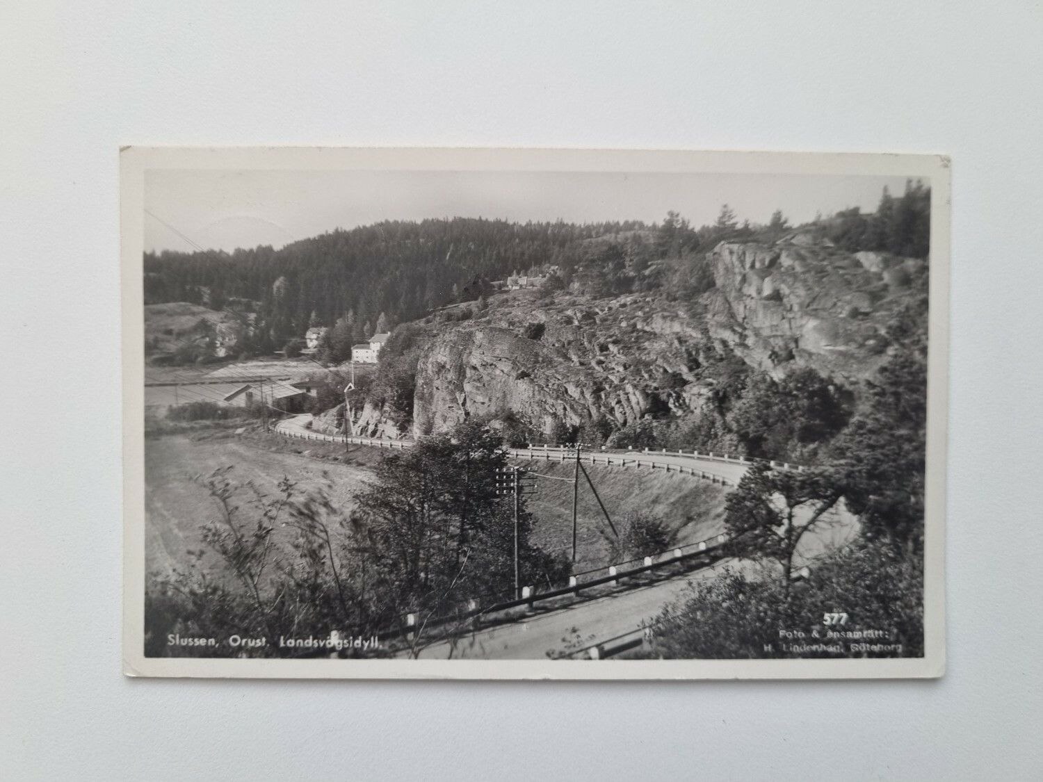 Vykort Slussen, Orust, Landsvägsidyll, 1957