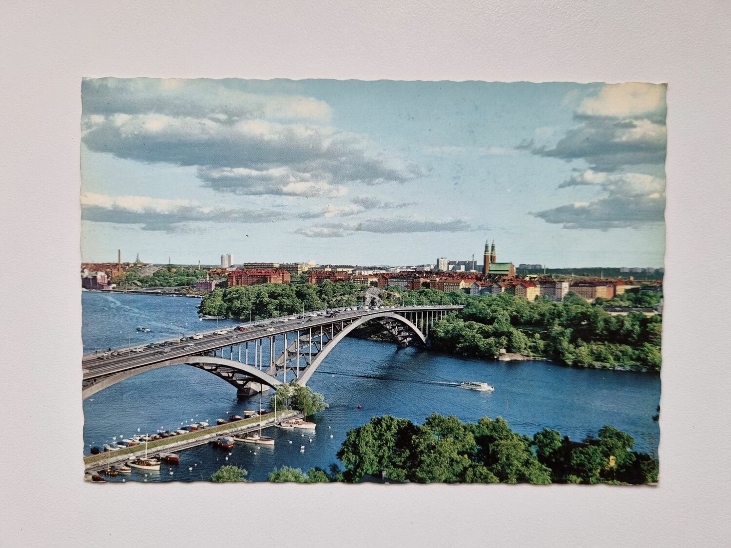 Vykort Stockholm. Utsikt över Västerbron mot Söder