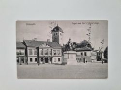 Vykort Uddevalla,  Torget med Carl X Gustaf statyn, 1921