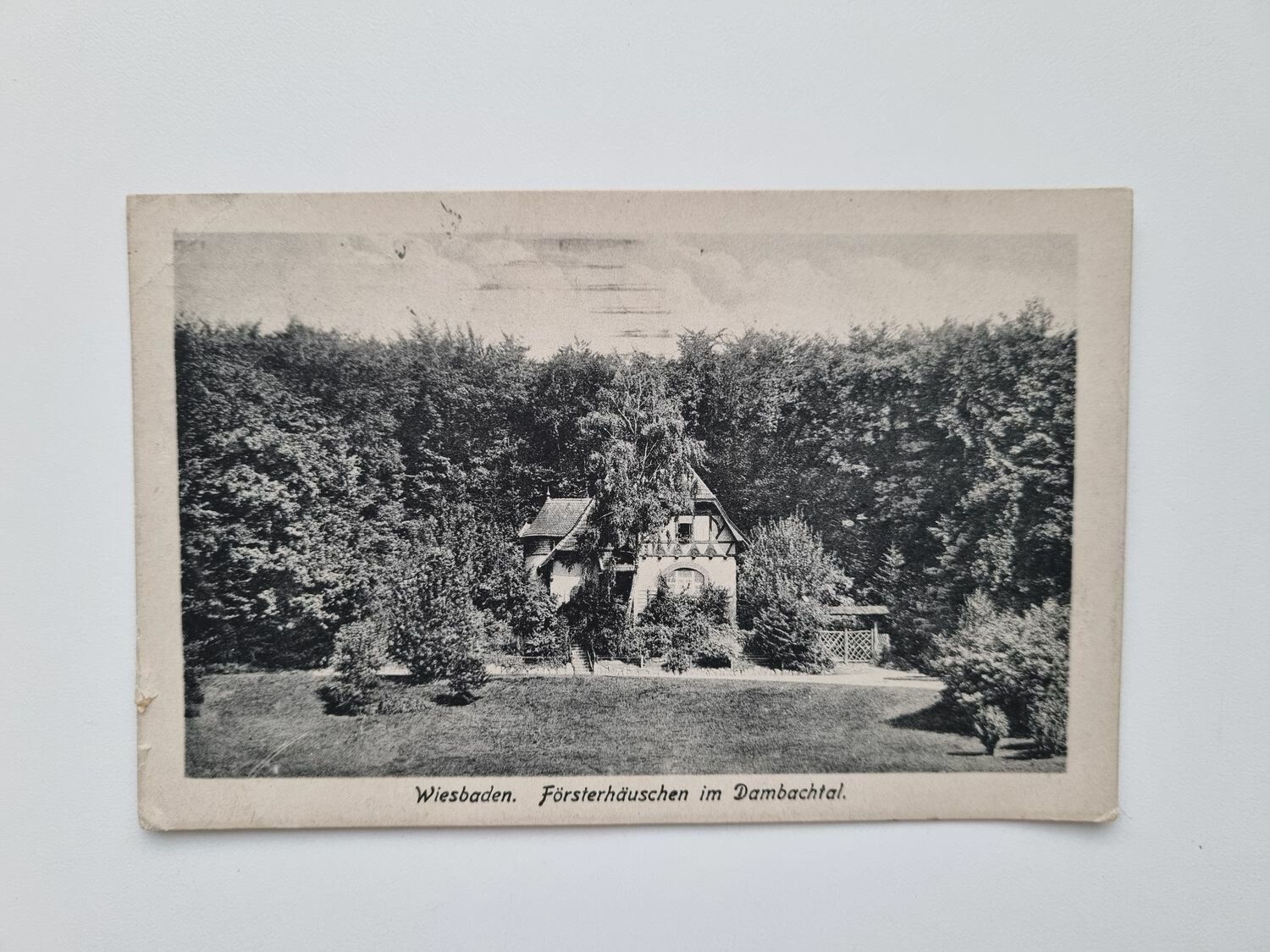 Vykort Wiesbaden. Försterhäuschen im Dambachtal.
