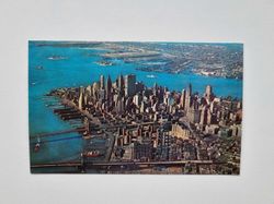 Vykort LOWER MANHATTAN SKYLINE FROM THE AIR