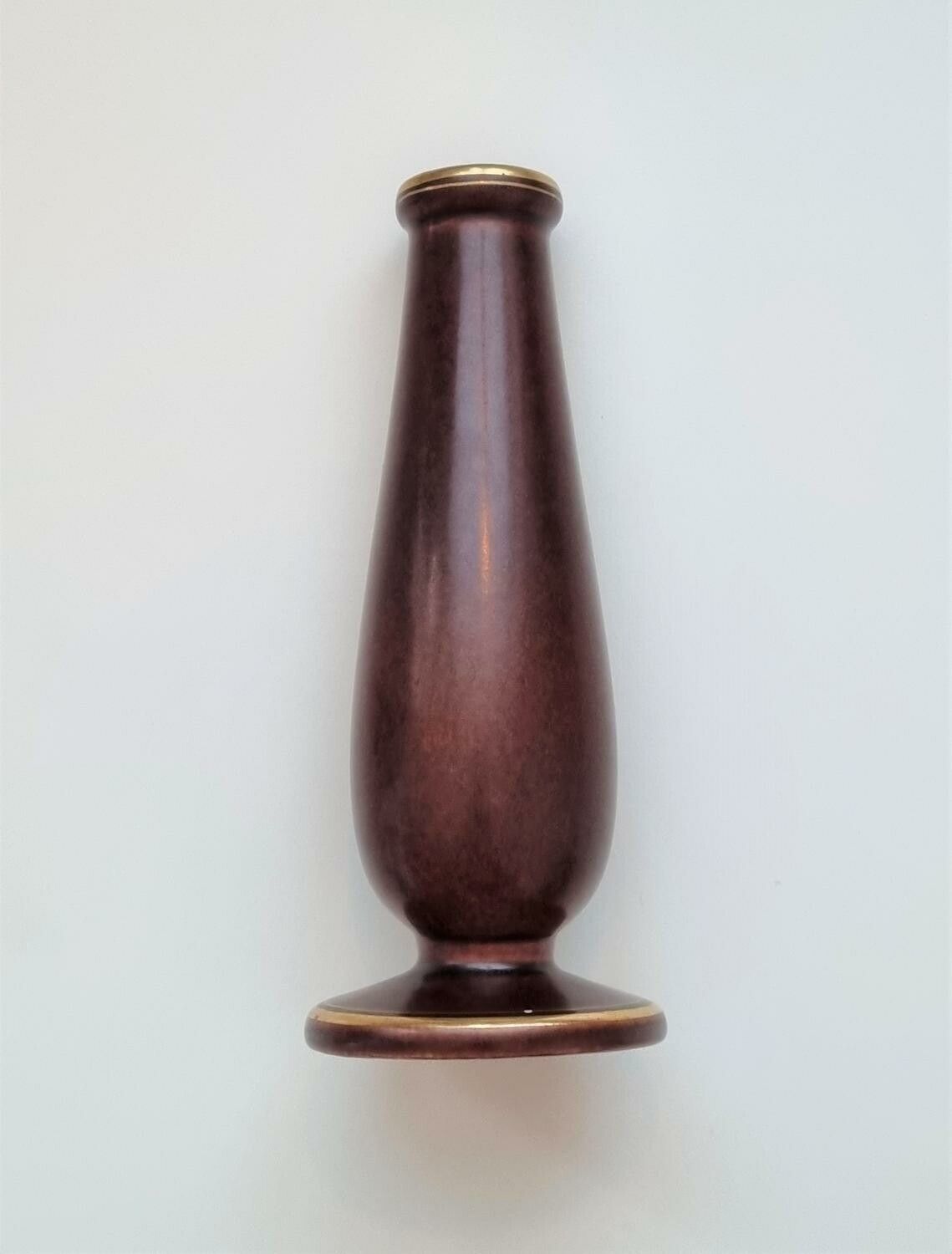 Vas, Rörstrand. År 1920-1938. (15,5 cm hög, 161 gram)