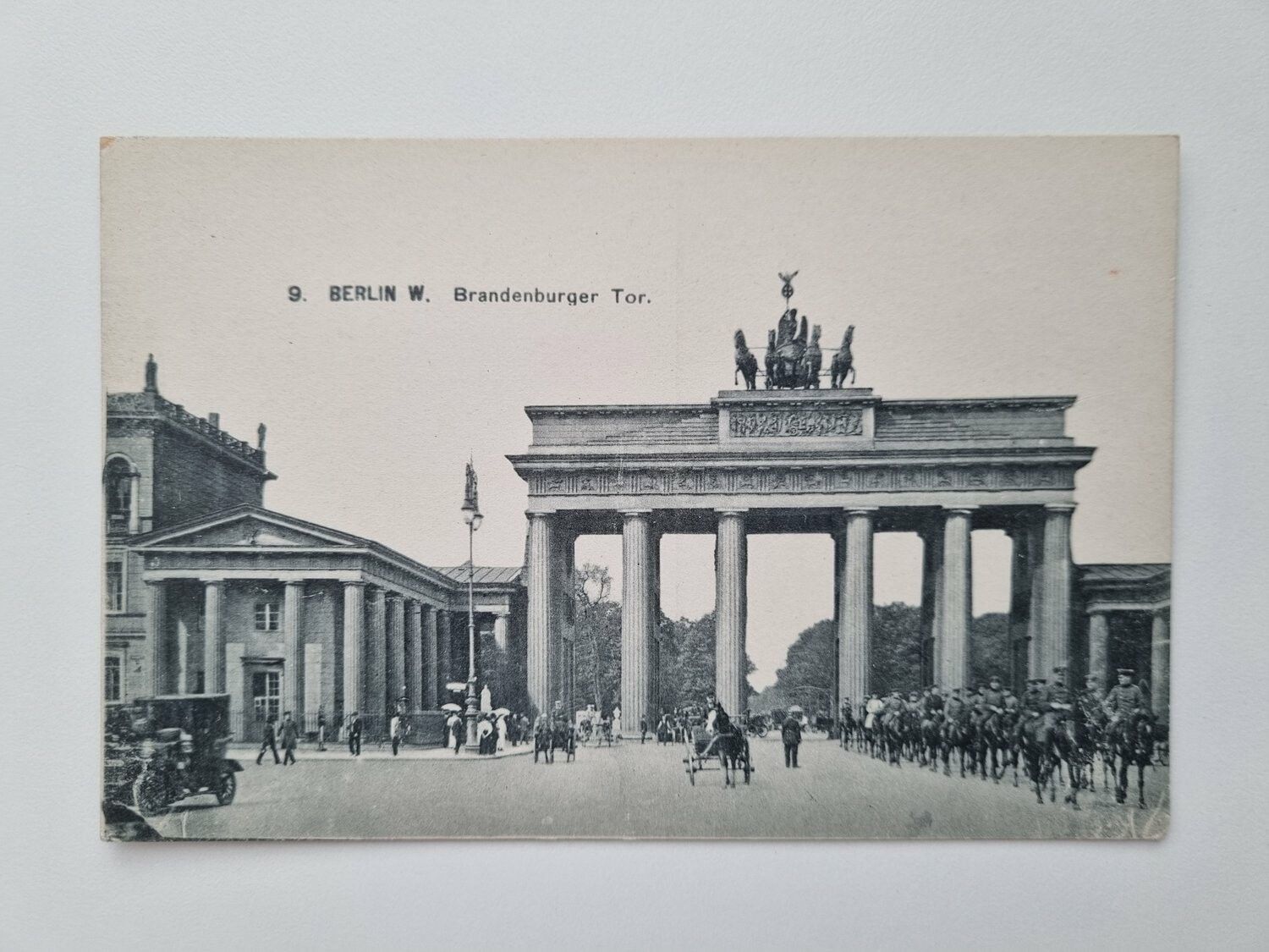 Äldre vykort 9. BERLIN W. Brandenburger Tor