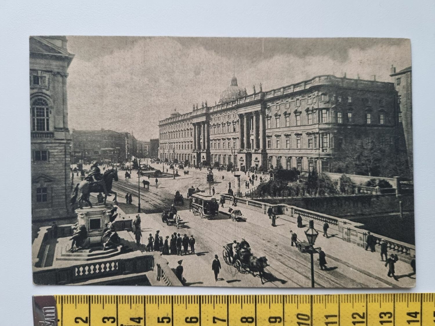 Äldre vykort Berlin Schloßplatz