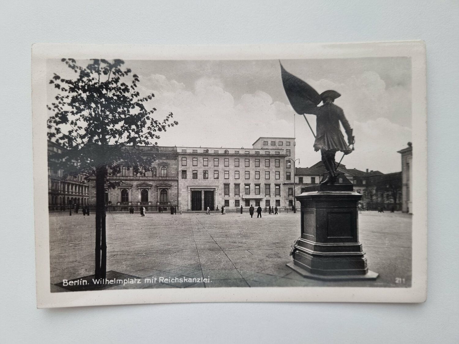 Äldre vykort Berlin. Wilhelmplatz mit Reichskanzlei