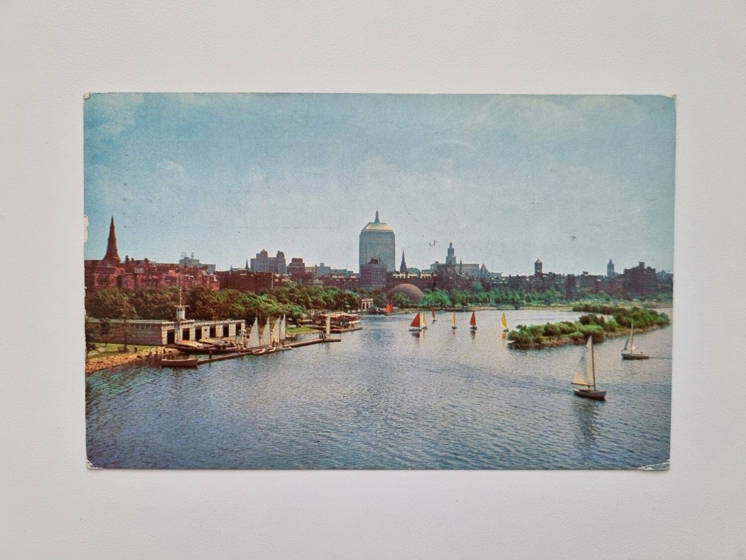 Äldre vykort BOAT HOUSE CHARLES RIVER, BOSTON, MASS